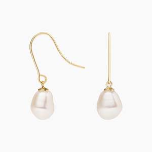 ต่างหูมุกน้ำจืดธรรมชาติสีทองทอง18K ดูสง่างามจากผู้ผลิตเครื่องประดับ - Product Image 1