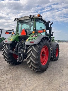 Tracteur agricole d'occasion Fendt 512 VARIO 2023, 120 CV, moteur AGCO POWER, préchauffeur, pack de filtration de carburant inclus, chauffé - Product Image 2