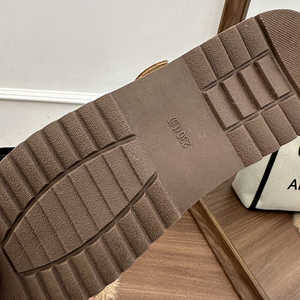 Ballerines plates en daim à bout rond, fausse fourrure courte, bouche profonde, talon bas (1-3 cm), semelle plate en caoutchouc - Product Image 6