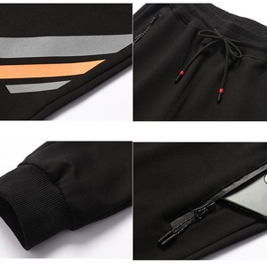 Conjuntos Deportivos para Hombre en Diferentes Colores, Última Llegada, Alta Visibilidad, Diferentes Diseños y Tallas Disponibles, Conjuntos Deportivos con Logotipo Frontal para Hombre - Product Image 6