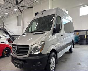 Mercedes-Benz Sprinter 3500 2016 Usado, Volante a la Izquierda/Derecha - Product Image 1