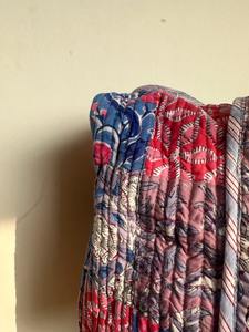 Sac de voyage en patchwork matelassé multicolore Sacs de luxe de qualité supérieure fabriqués en Inde Produit du fabricant indien - Product Image 4