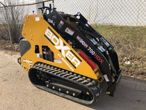 Mini-chargeuse sur chenilles diesel haute puissance Boxer 700HDX avec godet, pour travaux lourds - Product Image 3
