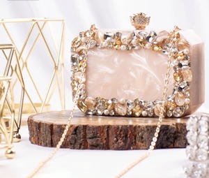 กระเป๋าคลัทช์อีพ็อกซี่เรซิ่นสุดหรูสำหรับงานแต่งงานงานปักแบบอินเดียหรูหรากระเป๋าถือปาร์ตี้เจ้าสาวเรซินอีพ็อกซี่ฟางขนาดเล็กสำหรับงานแต่งงานในฤดูร้อน - Product Image 4