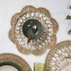 Bonito mantel de mimbre tejido a mano hecho en Vietnam - Product Image 5