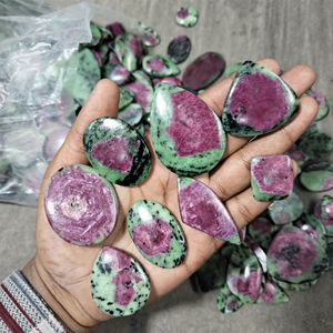 Chất lượng cao tự nhiên màu xanh lá cây màu đỏ <span class=keywords><strong>Ruby</strong></span> Zoisite <span class=keywords><strong>Tanzania</strong></span> đá quý cho đồ trang sức làm cabochons bán buôn rất nhiều đá Loose đá quý - Product Image 4