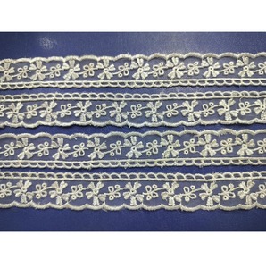 Encaje de Organza de Nailon Blanco Floral Transpirable y Ecológico de Buena Calidad para Confección de Disfraces, Diseño de Ropa de Boutique - Product Image 1