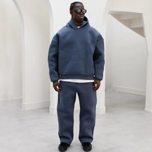 Ensemble de survêtement streetwear personnalisé imprimé intégral, épais, 400 g/m², 2 pièces, en molleton technique de coton, avec sweat à capuche de designer - Product Image 2