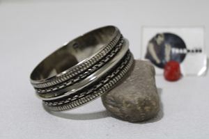 Brass <b>Bangle</b> in Stylish Chain Design <b>Bangle</b> in <b>Silver</b> Color & New Fashion Stylish Design for Women Tradnary - Product Image 3