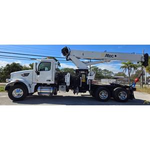 Grue mobile Altec AC30-53T d'occasion sur camion Peterbilt 567 avec flèche pour la construction, dotée d'un moteur et d'une boîte de vitesses, composants essentiels - Product Image 4