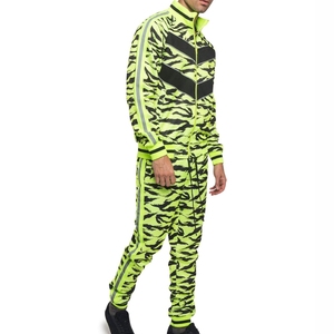 Nuevo diseño gimnasio chándal poliéster sublimación hombres chándales EE. UU. tamaño pulóver Flare pantalones de chándal con cremallera completa chándal con capucha - Product Image 4