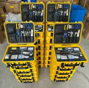 WFTK-800S 28 outils en 1 outil de câble à fibre optique à trois trous <span class=keywords><strong>Kit</strong></span> d'outils de base pour l'installation FTTH - Product Image 3