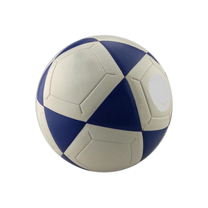 Balón de fútbol cosido a máquina con diseño de logotipo personalizado, balón de fútbol hecho en pvc, precio bajo, novedad - Product Image 1