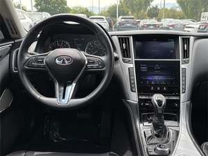 UTILISÉ LHD/RHD 2022 INFINITI Q50 LUXE AWD - Product Image 4