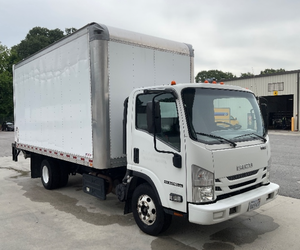 Camión de Caja Ligera N.P.R Usado en Excelentes Condiciones, Año 2019, en Venta - Product Image 1