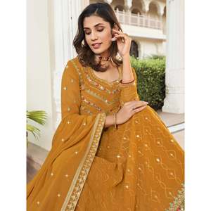 ชุดราตรีผ้าจอร์เจียต์ปักลายสีเหลืองสวยงาม ไซส์ XL ชุดออกงานประดับเลื่อมลาย 3 มิติ สำหรับงานเลี้ยงตอนเย็น - Product Image 2