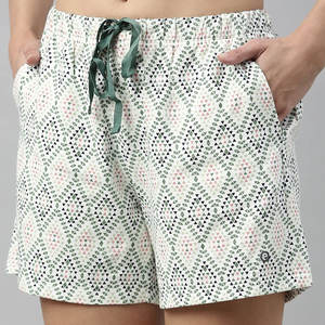 Short de yoga de style haut de gamme pour femmes du meilleur fabricant, respirant et teint en plaine, vente supérieure avec logo personnalisé à bas prix - Product Image 4