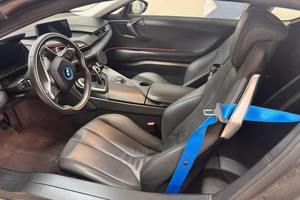 BMW i8 Coupé 2019 Usado Premium ~17,000 Millas, Híbrido Enchufable de 369 hp - Product Image 4