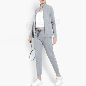 Conjunto Deportivo de Invierno para Mujer con Chaqueta de Corte Regular y Pantalones a Juego para un Estilo Urbano Ligero - Product Image 5