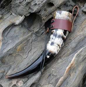 Cuerno vikingo para beber con cuero 500ML - Product Image 3