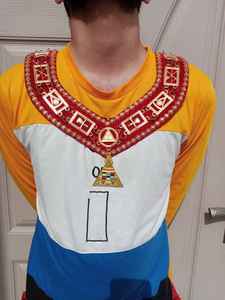 ผ้ากันเปื้อนสีแดง - Product Image 5