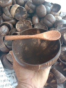 Meilleur prix Bols en coquille de noix de coco écologiques avec fourchette et cuillère, Bol artisanal 100% noix de coco naturelle fabriqué au Vietnam - Product Image 4