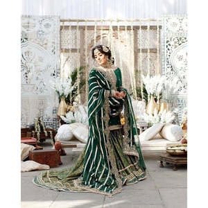 Élégant ensemble Salwar Kameez vert style Bollywood en tissu Georgette pour tenue ethnique, idéal pour les cérémonies et événements Mehndi - Product Image 1