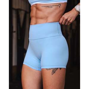 Shorts de Yoga de Cintura Alta Strong Is Beautiful Fusion 4 - Ajuste Ceñido, Cintura Elástica, Diseño Abierto - Product Image 2