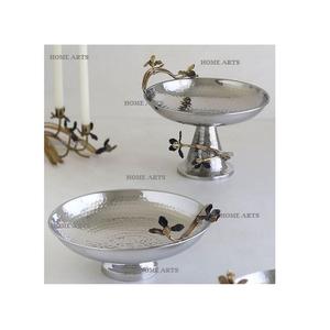 Ensemble de bols à dessert martelés en aluminium au design attrayant de 2 bols à nourriture décoratifs de différentes tailles pour la maison et l'hôtel - Product Image 1