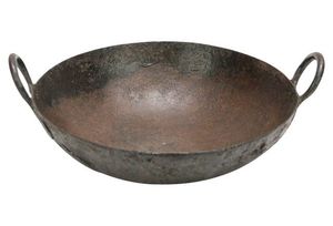 Kadai extra large de couleur noire en fer pour la maison, l'hôtel et le restaurant, la cuisine Kadai en Inde - Product Image 5