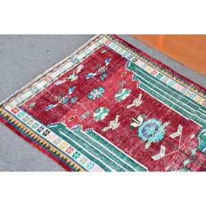 Tapis turc vintage 2,5x3,37 pieds, tapis en laine rouge à petit motif animalier - Product Image 5