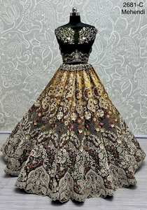 Designer Lehenga Choli Avec Séquence Et Zircon Diamant - Product Image 2