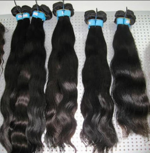 Cheveux humains naturels meilleur fournisseur en Inde ses cheveux 100% humains d'un seul donneur cheveux de temple sud de l'Inde - Product Image 1