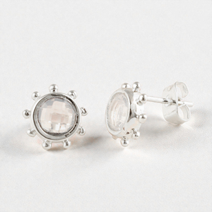 Pendientes de Ópalo con Cuentas de Plata de Ley 925, Bisel Redondo Minimalista, Moissanita, Joyería al por Mayor - Product Image 1