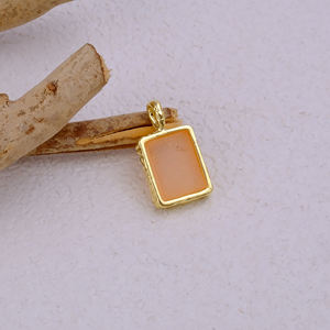 จี้ดรูซี่รูปพีชทำด้วยมือพร้อมกรอบเคลือบสีทองรูปทรงสี่เหลี่ยมผืนผ้าประดับอัญมณีประกายตามธรรมชาติสำหรับสร้อยคอ - Product Image 3