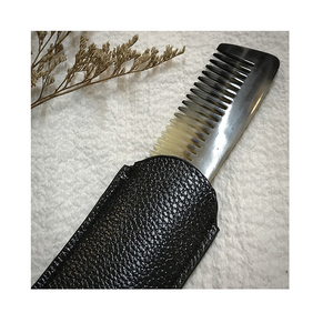 Peine de Cuerno Hecho a Mano Huong Dang de Lujo y Alta Calidad de Vietnam, Modelo 25 para Uso en Hoteles - Product Image 1
