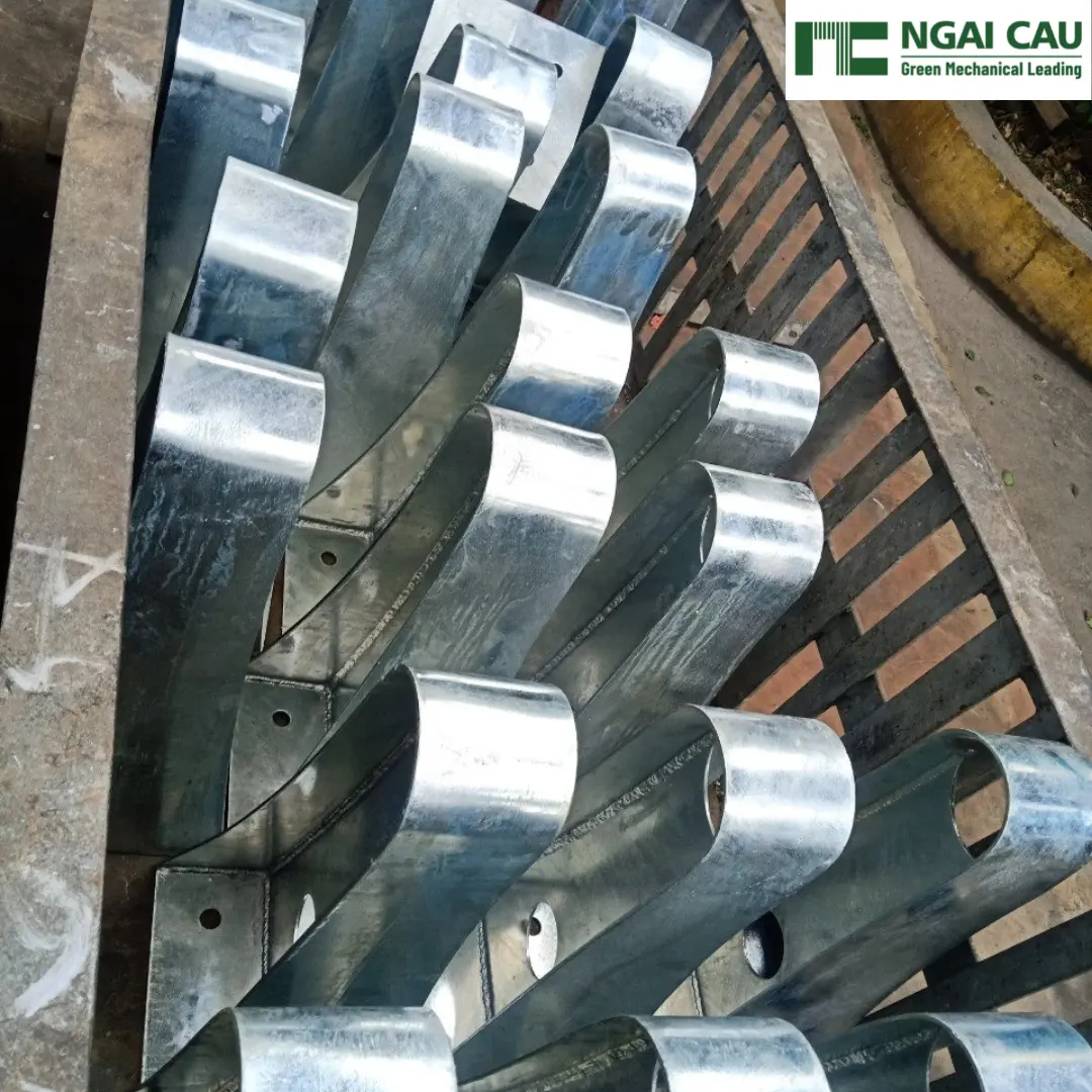 Producto mecánico de Vietnam: Barreras de seguridad de acero de zinc revestido de alta calidad para rieles de puente, estructura de acero para edificios