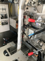 Automatische ultrasone piramide theezakjes verpakkingsmachine met binnen- en buitenomhulsel PLA nylon gaas theezakjesmachine voor kleine bedrijven