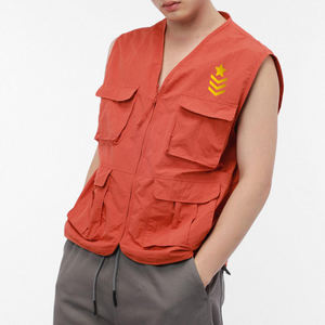 เสื้อกั๊กกลางแจ้งลำลองสำหรับผู้ชายสีทึบระบายอากาศได้ดีมีกระเป๋าหลายช่องสำหรับใช้ในฤดูร้อน - Product Image 1