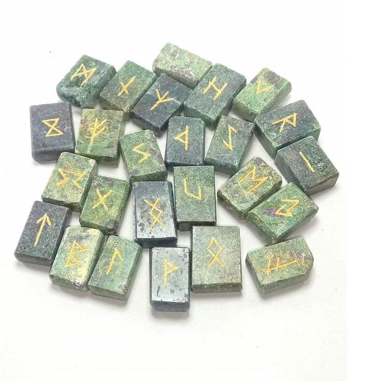 สีเขียว