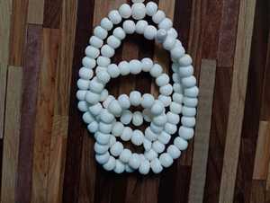 Collares de cuentas de hueso tallados a mano hechos a medida con colgantes de hueso de tema de elefante ideales para diseñadores de joyas para reventa - Product Image 3