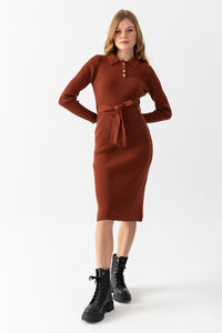 Robe en velours côtelé décontractée pour femmes, confortable et élégante, col polo, manches en tricot, décoration à motif de tour de taille naturel - Product Image 3