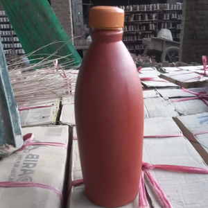 Bouteille d'eau en terre cuite artisanale Bouteille d'argile naturelle de conception rustique et traditionnelle de haute qualité - Product Image 5