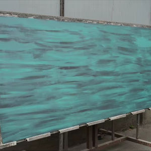 Panneau décoratif moderne doré, imperméable et ignifuge, avec une texture métallique profonde, pour les murs intérieurs et l'usage commercial - Product Image 1