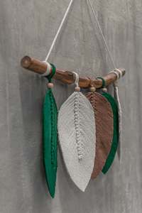 ที่แขวนผนังรูปใบแมคคราเม่ทำด้วยมือพรมทอสไตล์โบฮีเมียนสุดสร้างสรรค์สำหรับห้องนอนห้องนั่งเล่นตกแต่งบ้านเก๋ไก๋ด้วยรูปแบบเชือก - Product Image 4