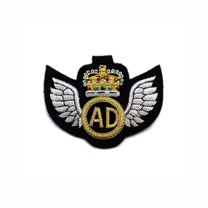 Badges de qualité supérieure, design 3D personnalisé, brodés à la main, fil de bullion, style à coudre, perles, fabricants directs du Pakistan - Product Image 6