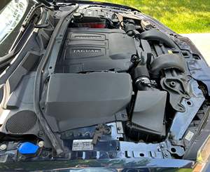 JA GU AR XF d'occasion 2012, conduite à gauche/droite - Product Image 5