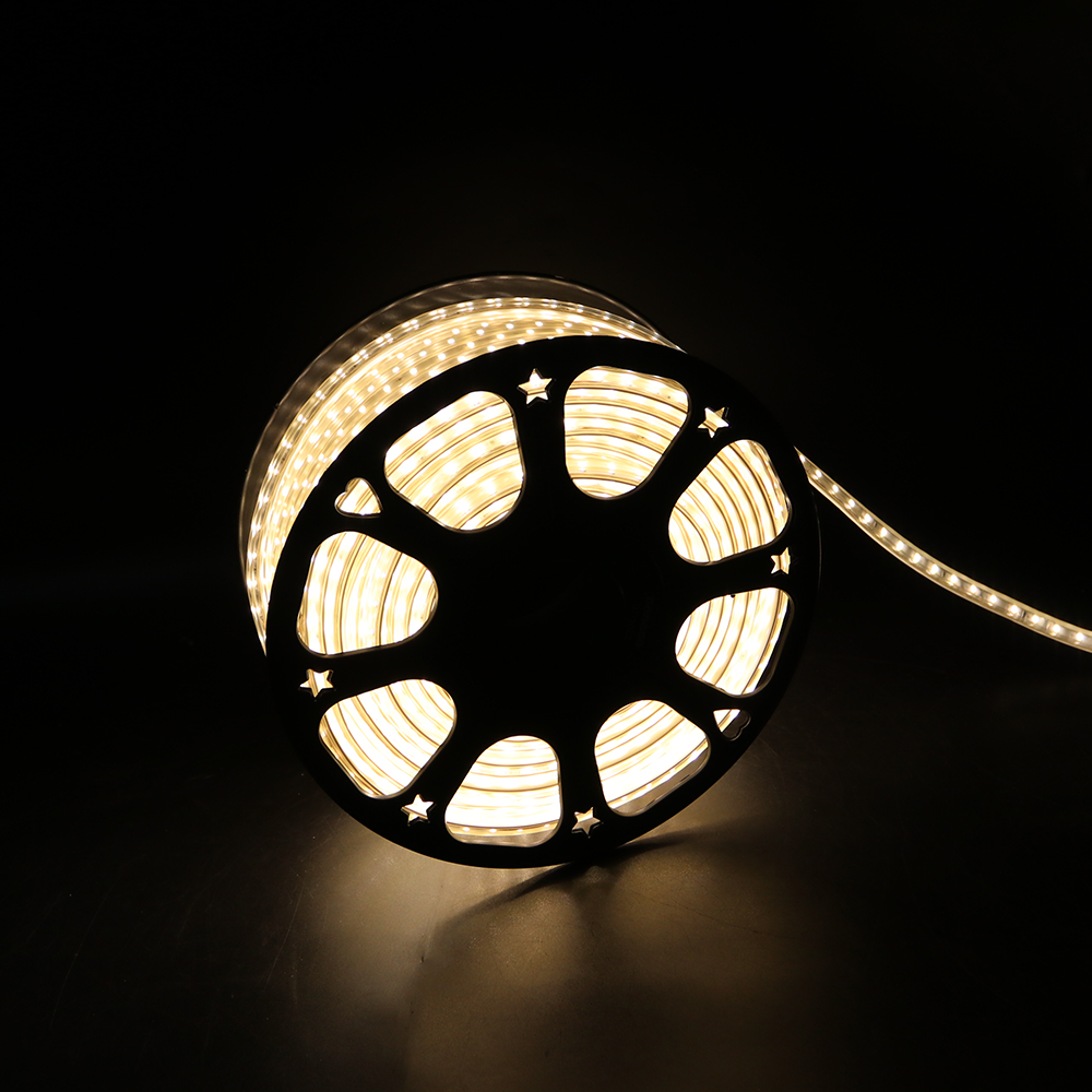 สีขาวอบอุ่น