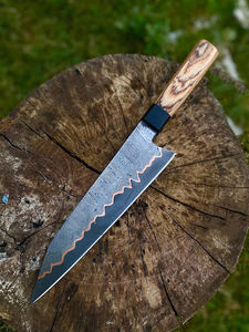 Couteau de chef de luxe 2026 fait main en cuivre et acier inoxydable à bord dentelé, garantie 3 ans, cadeau d'extérieur, service OEM - Product Image 4