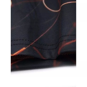 Camiseta personalizada Impresión Sublimación 100% Poliéster Secado rápido Unisex Casual Camiseta OEM Camisetas personalizadas - Product Image 3